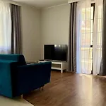 Baltic Beachside Daire *
